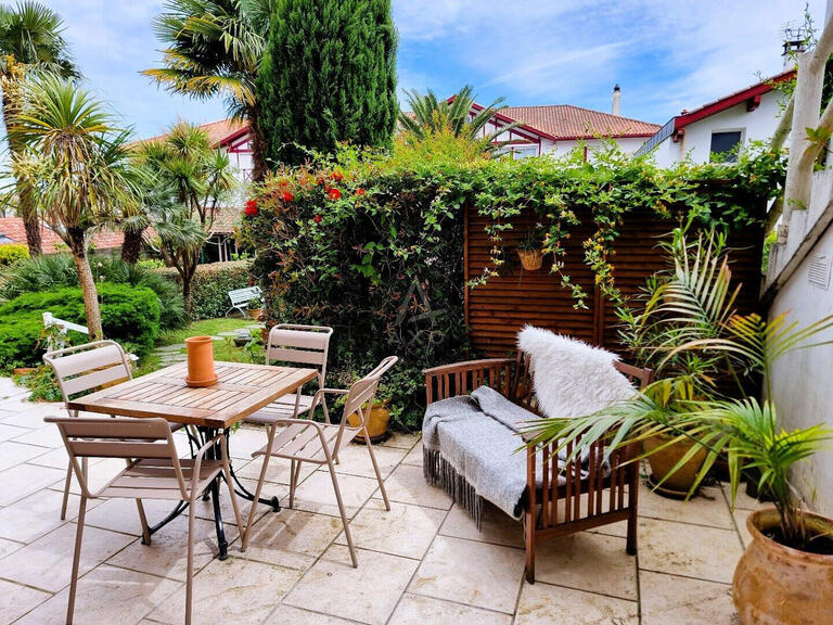 Sale Apartment Saint-Jean-de-Luz - 4 bedrooms