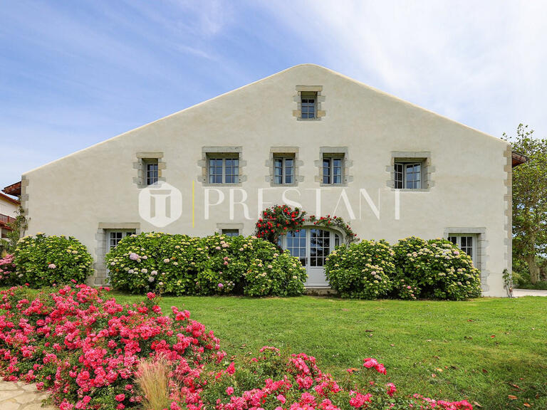 Maison Saint-Jean-de-Luz - 4 chambres - 460m²