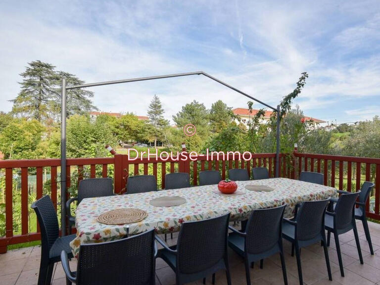 Villa Saint-Jean-de-Luz - 4 bedrooms - 158m²