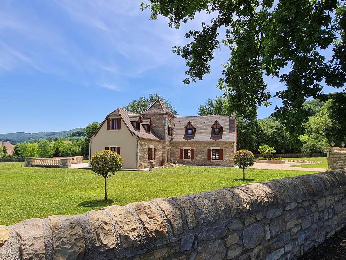 Maison Saint-Jean-Lespinasse