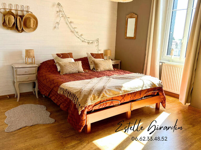 Sale Property Saint-Julien-de-Concelles - 5 bedrooms