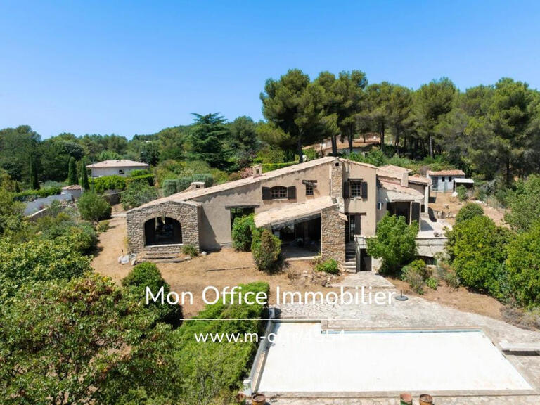 House Saint-Marc-Jaumegarde - 7 bedrooms - 340m²