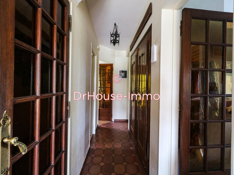 Villa Saint-Marcel - 5 chambres - 160m²