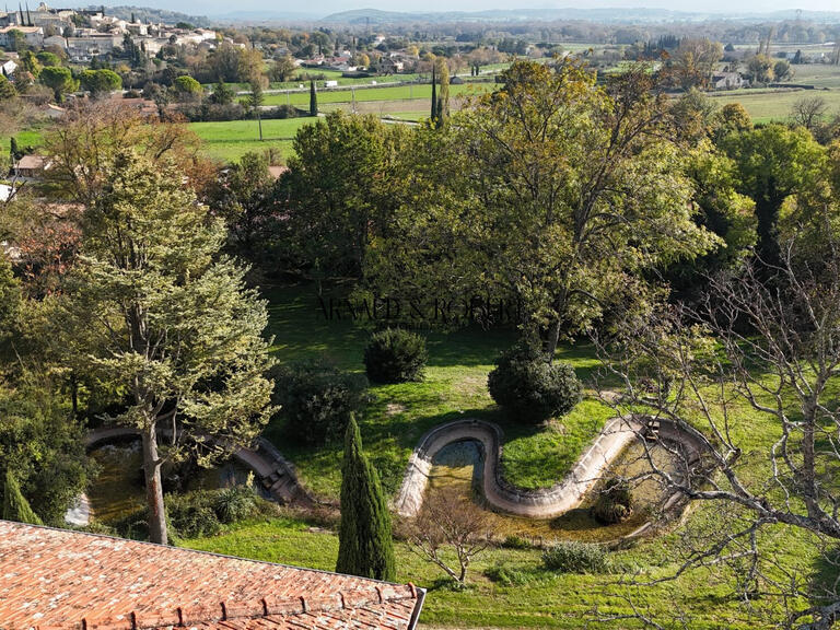 Maison Saint-Marcel-lès-Sauzet - 27 chambres - 800m²