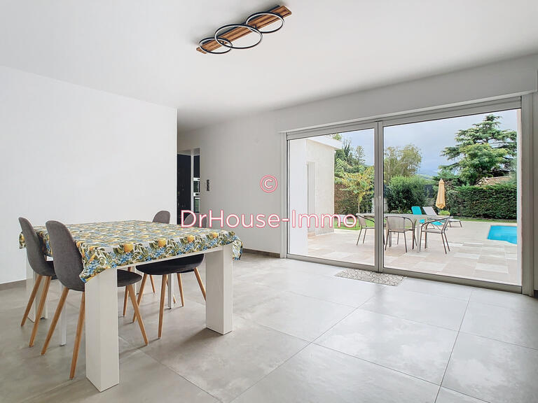 Villa Saint-Martin-d'Hères - 3 bedrooms - 105m²