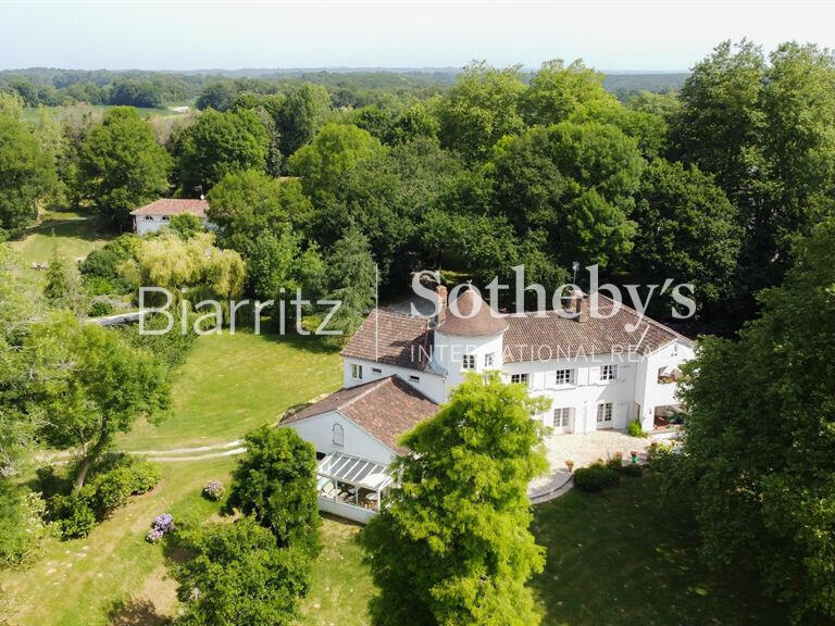 House Saint-Martin-de-Seignanx - 8 bedrooms - 420m²