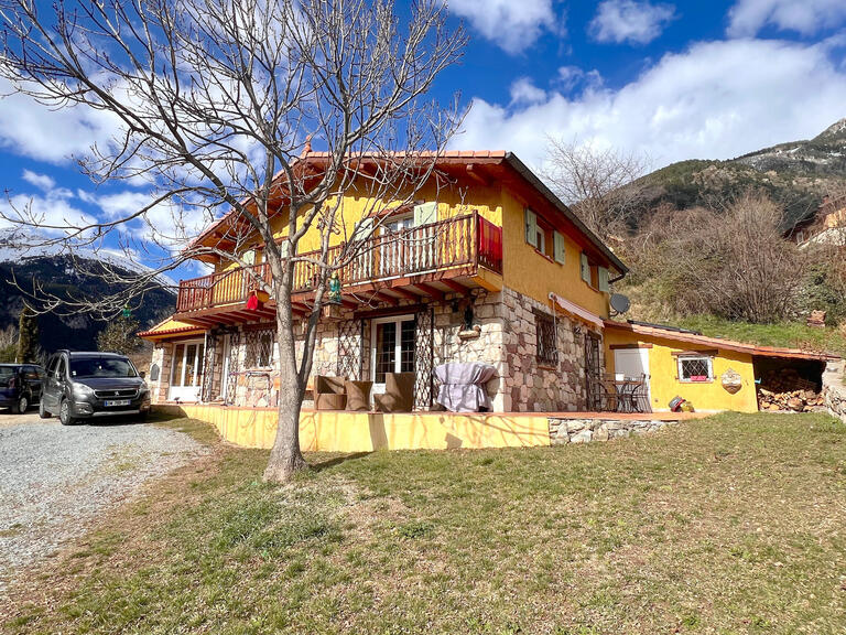 Villa Saint-Martin-Vésubie - 3 chambres - 165m²