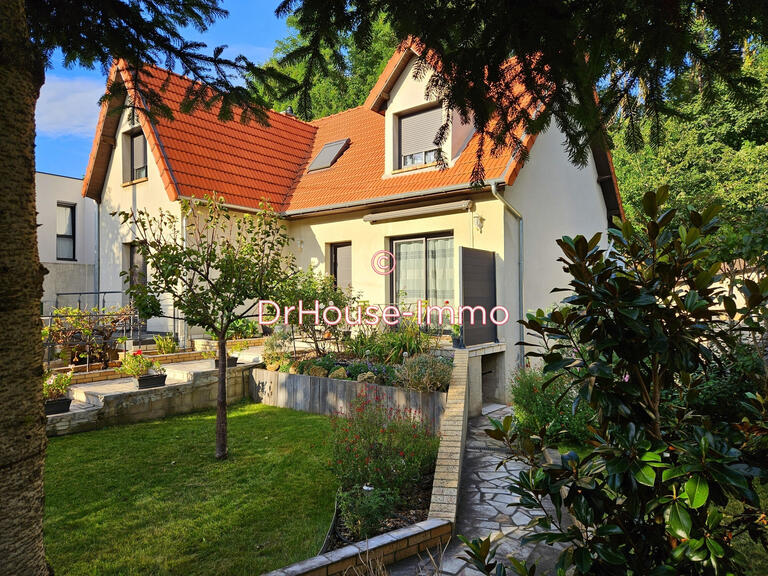 Villa Saint-Maur-des-Fossés - 4 bedrooms - 153m²