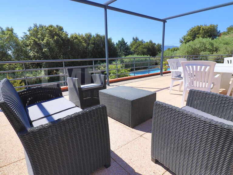 Villa Saint-Maximin-la-Sainte-Baume - 4 bedrooms - 155m²