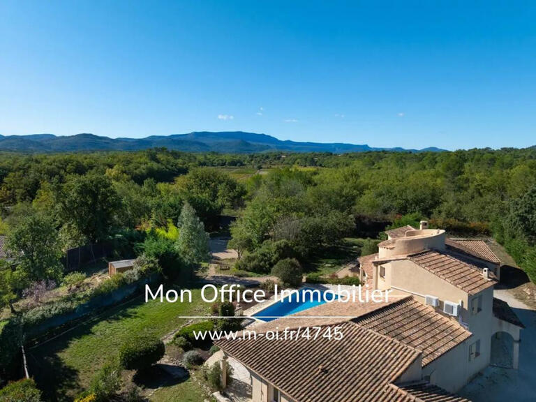 Villa Saint-Maximin-la-Sainte-Baume - 5 chambres - 230m²