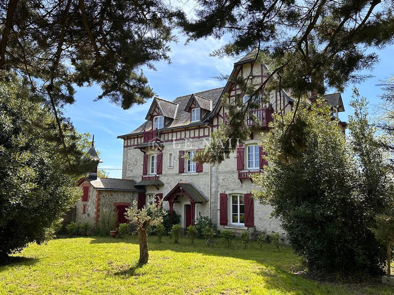 Manor Saint-Michel-Chef-Chef - 4 bedrooms - 216m²