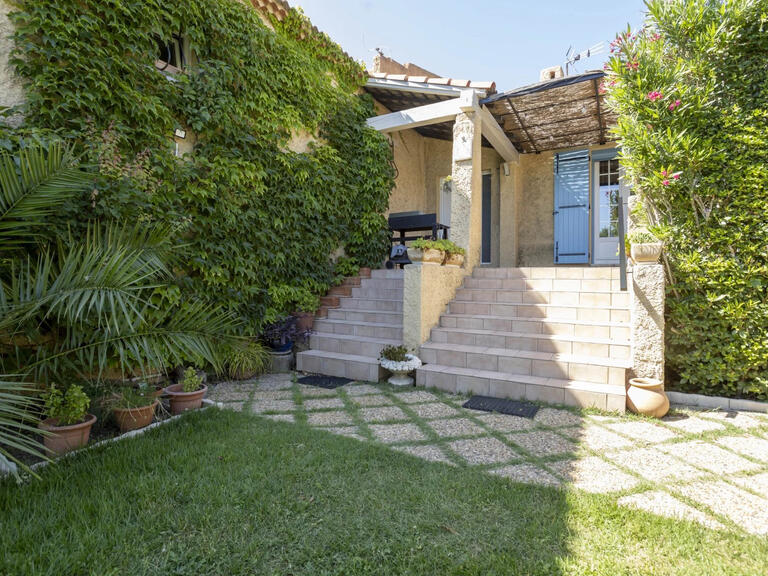 House Saint-Mitre-les-Remparts - 160m²