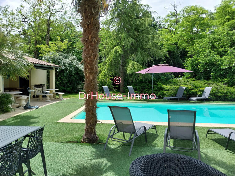 Villa Saint-Ouen-d'Aunis - 11 bedrooms - 605m²