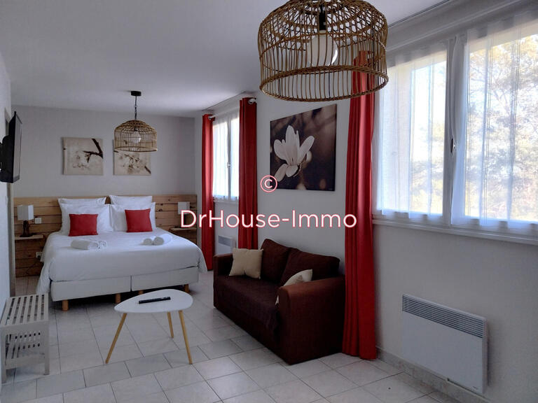 Villa Saint-Ouen-d'Aunis - 11 bedrooms - 605m²