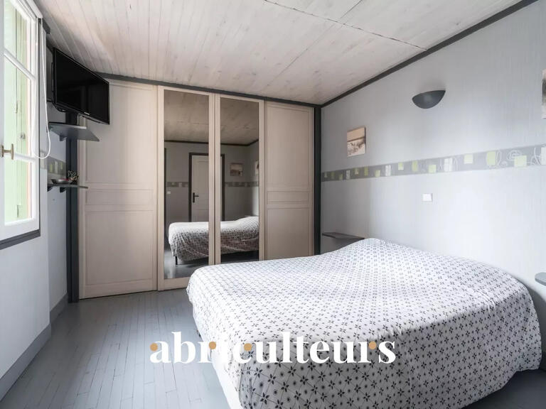 Maison Saint-Ouen-sur-Seine - 3 chambres - 122m²