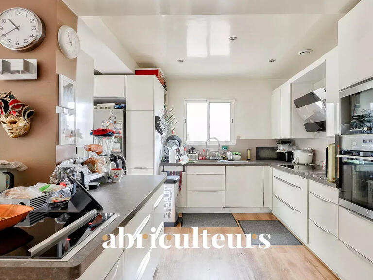 House Saint-Ouen-sur-Seine - 5 bedrooms - 220m²