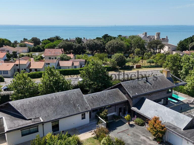 Maison Saint-Palais-sur-Mer - 3 chambres - 350m²