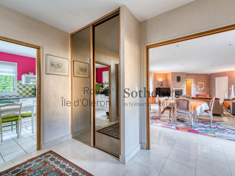 Maison Saint-Palais-sur-Mer - 4 chambres - 200m²