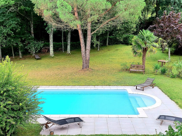 House Saint-Paul-de-Jarrat - 5 bedrooms - 224m²