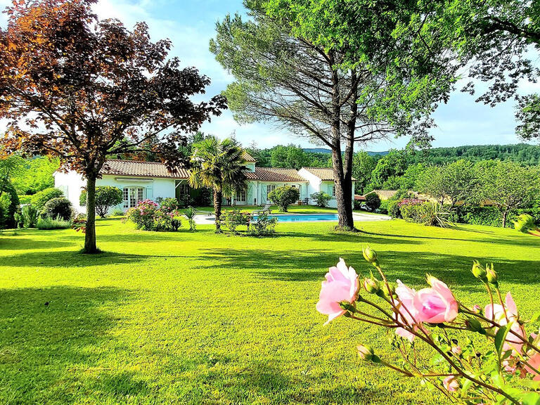 House Saint-Paul-de-Jarrat - 5 bedrooms - 224m²