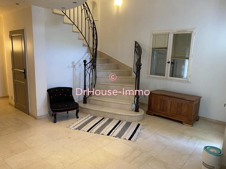 Villa Saint-Paul-de-Varces - 4 chambres - 200m²