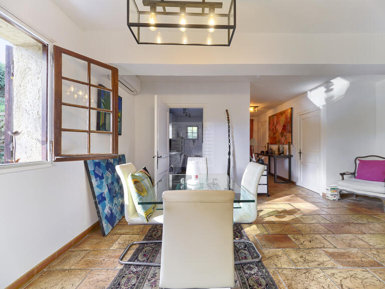 Apartment Saint-Paul-de-Vence - 2 bedrooms - 97m²