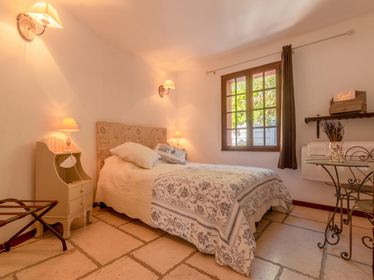 House Saint-Paul-de-Vence - 8 bedrooms - 210m²