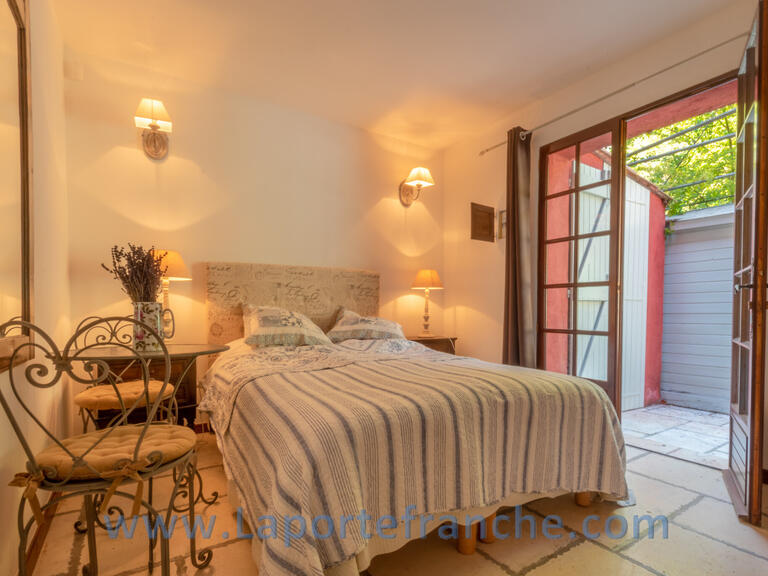 House Saint-Paul-de-Vence - 8 bedrooms - 210m²