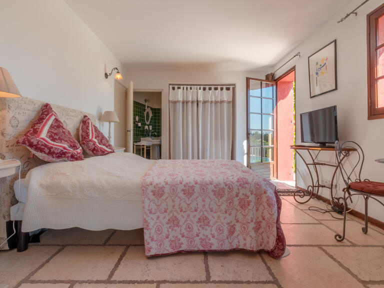 House Saint-Paul-de-Vence - 8 bedrooms - 210m²