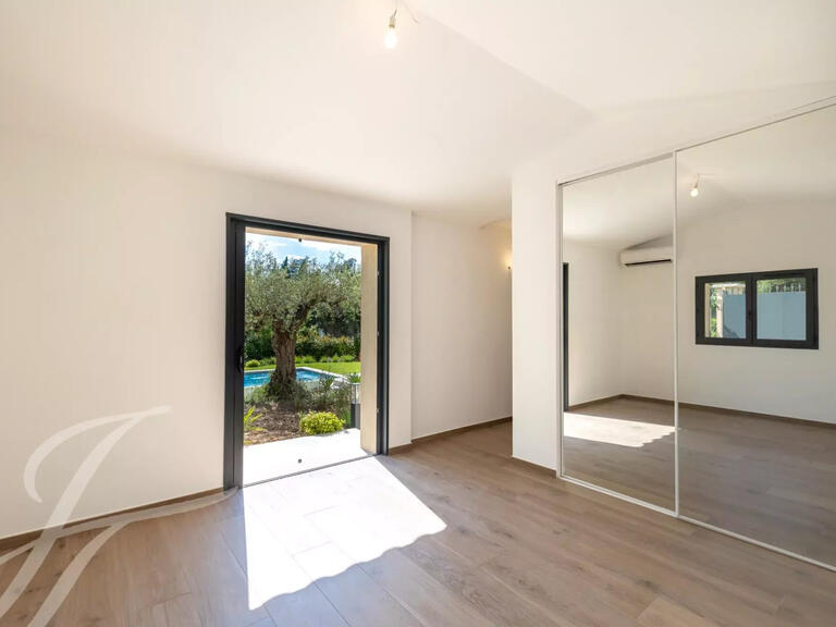 Sale House Saint-Paul-de-Vence - 5 bedrooms