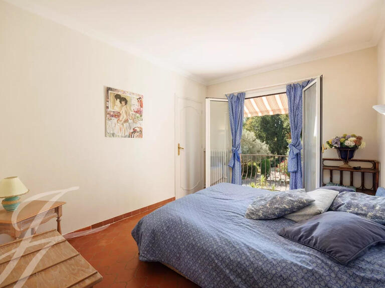 House Saint-Paul-de-Vence - 3 bedrooms - 235m²