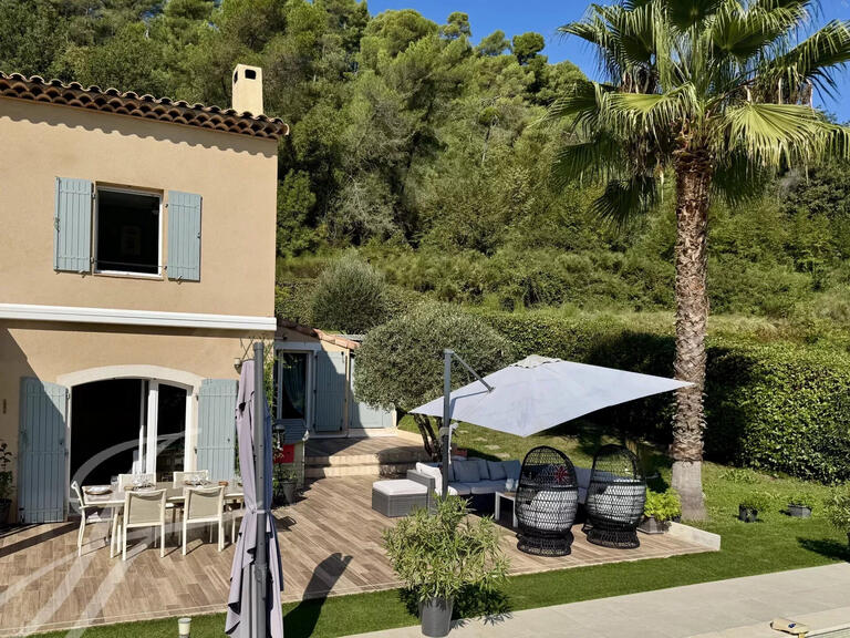 House Saint-Paul-de-Vence - 4 bedrooms - 127m²