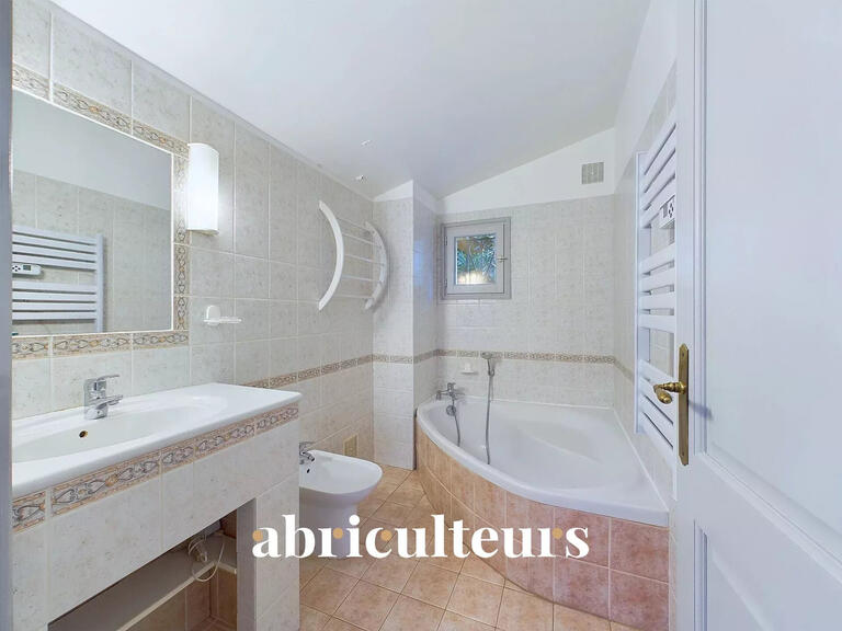 House Saint-Paul-de-Vence - 4 bedrooms - 135m²