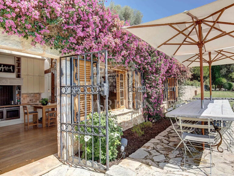 House Saint-Paul-de-Vence - 6 bedrooms - 235m²