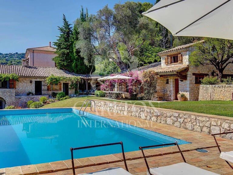 House Saint-Paul-de-Vence - 6 bedrooms - 235m²