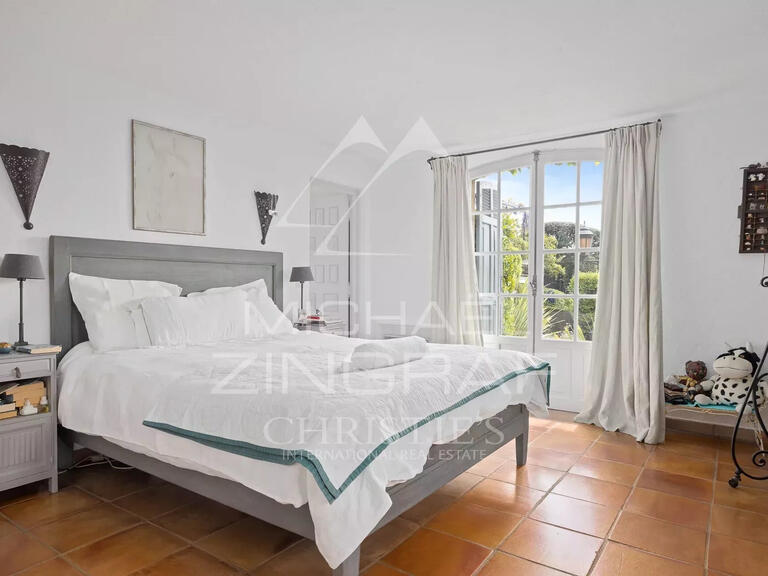 Villa Saint-Paul-de-Vence - 5 bedrooms - 305m²