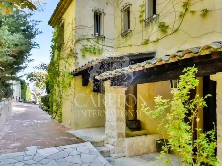 Villa Saint-Paul-de-Vence - 5 bedrooms - 255m²