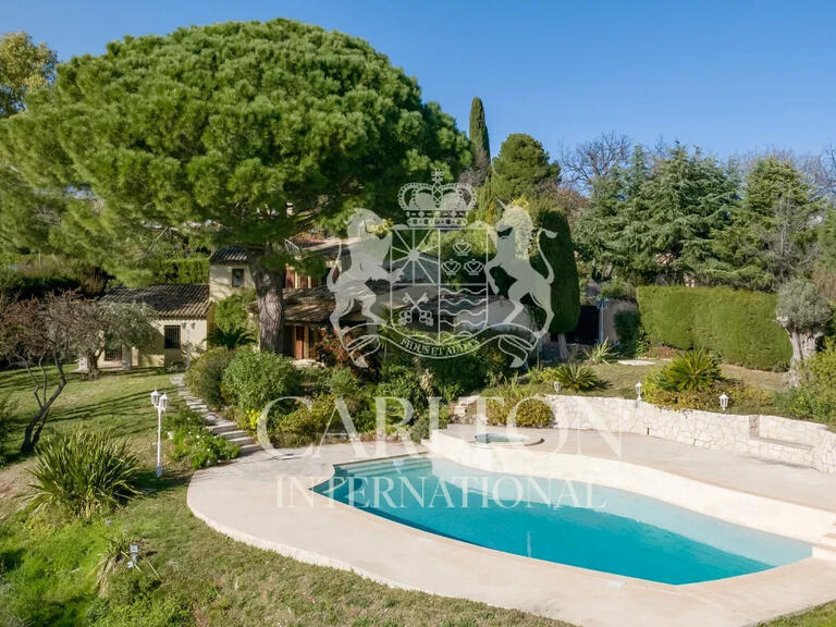 Villa Saint-Paul-de-Vence - 5 bedrooms - 255m²