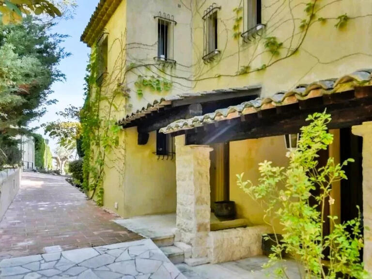 Villa Saint-Paul-de-Vence - 5 bedrooms - 255m²