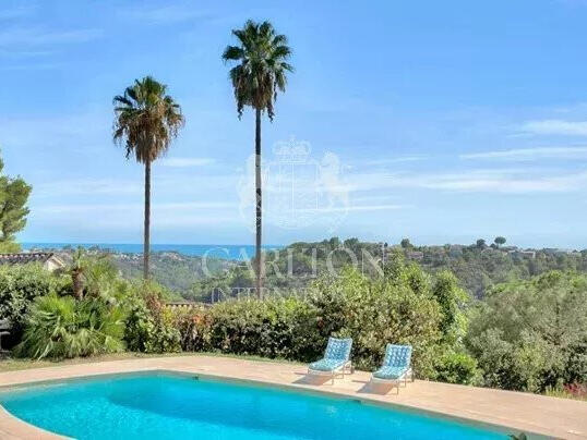 Villa Saint-Paul-de-Vence - 5 bedrooms - 255m²