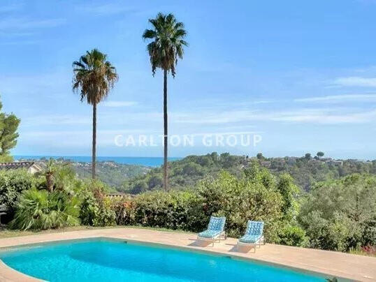 Villa Saint-Paul-de-Vence - 5 bedrooms - 255m²