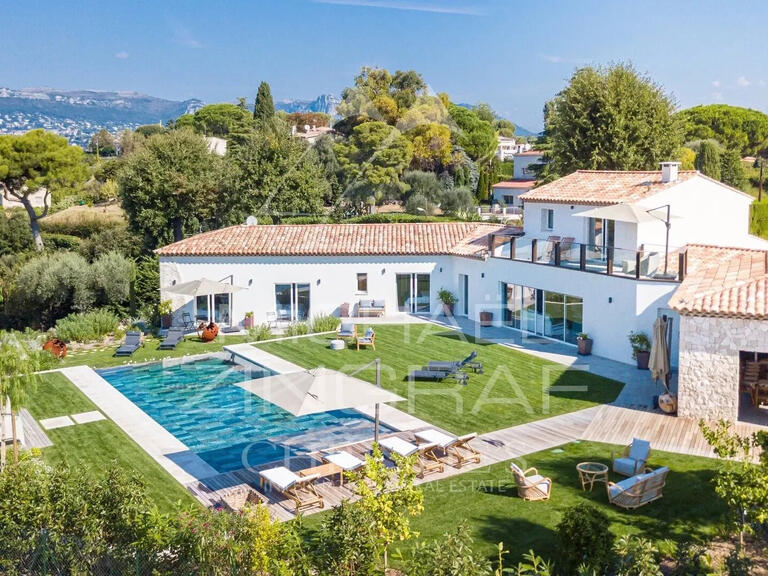 Villa Saint-Paul-de-Vence - 4 bedrooms - 300m²