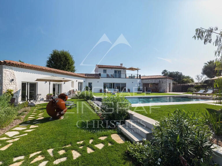 Villa Saint-Paul-de-Vence - 4 bedrooms - 300m²