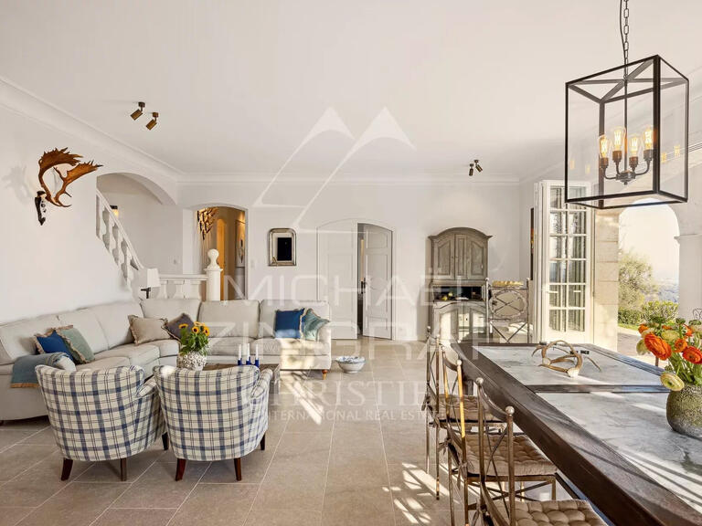 Villa with Sea view Saint-Paul-de-Vence - 5 bedrooms - 261m²