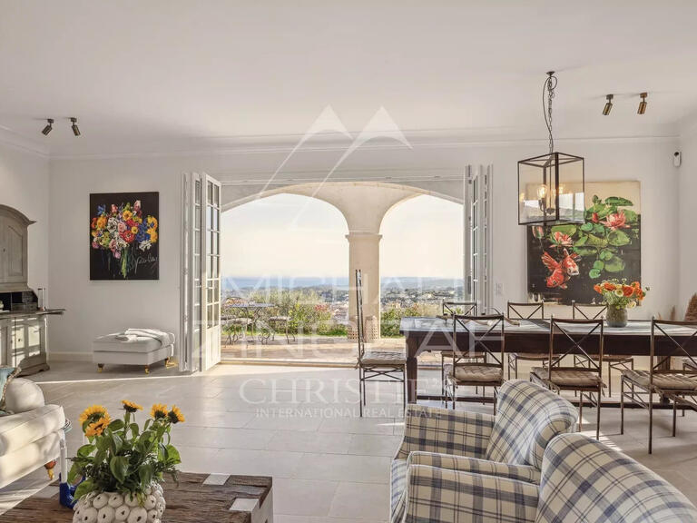 Villa with Sea view Saint-Paul-de-Vence - 5 bedrooms - 261m²