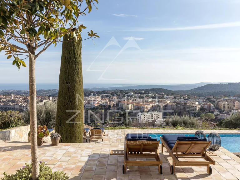 Villa with Sea view Saint-Paul-de-Vence - 5 bedrooms - 261m²