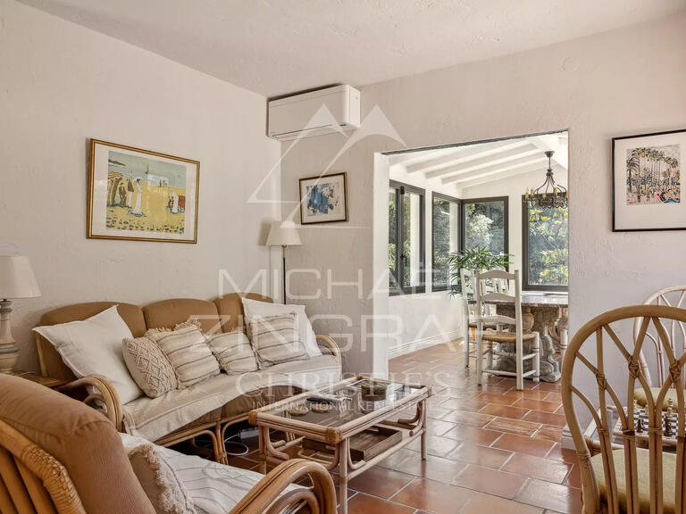 Villa Saint-Paul-de-Vence - 5 bedrooms - 275m²