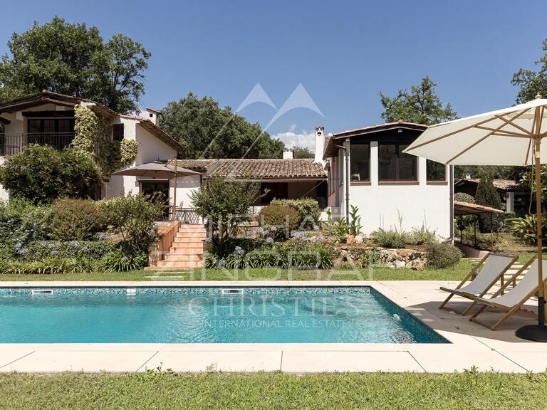 Villa Saint-Paul-de-Vence - 5 bedrooms - 275m²