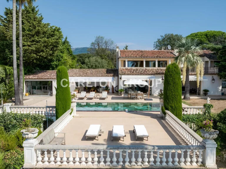 Villa Saint-Paul-de-Vence - 4 bedrooms - 450m²