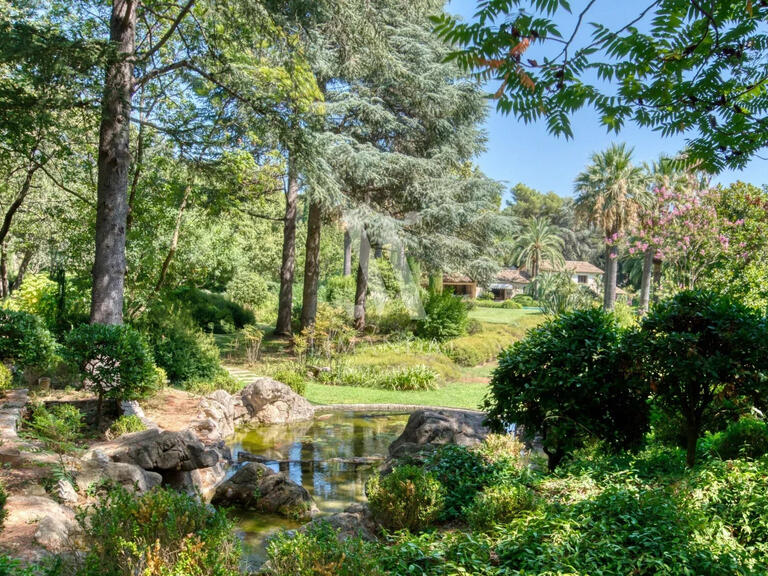 Villa Saint-Paul-de-Vence - 8 bedrooms - 490m²